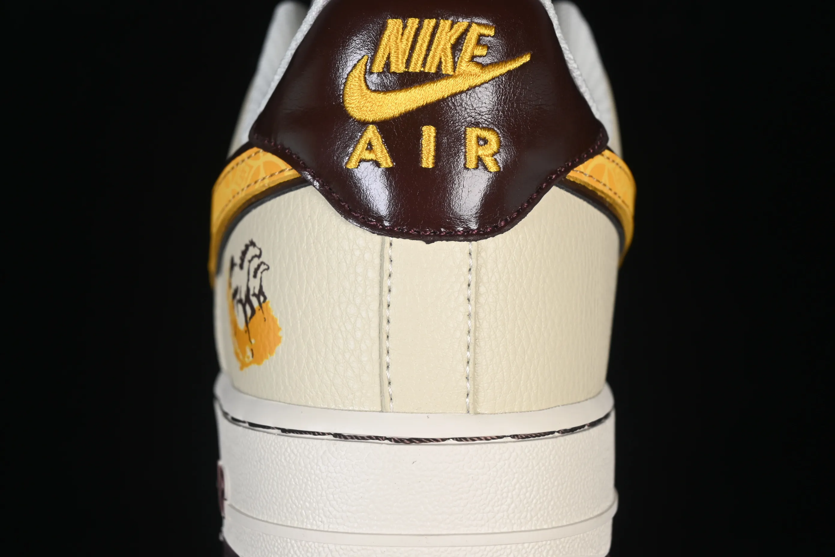 All categories Nk Air Force 1 Air Force series Nk Air Force 1 Low Air Force low-top Nike Air Force 1'07 Low Year of the Horse limited edition Apricot gold pattern Air Force 1 low-top casual sneakers NH0601-504